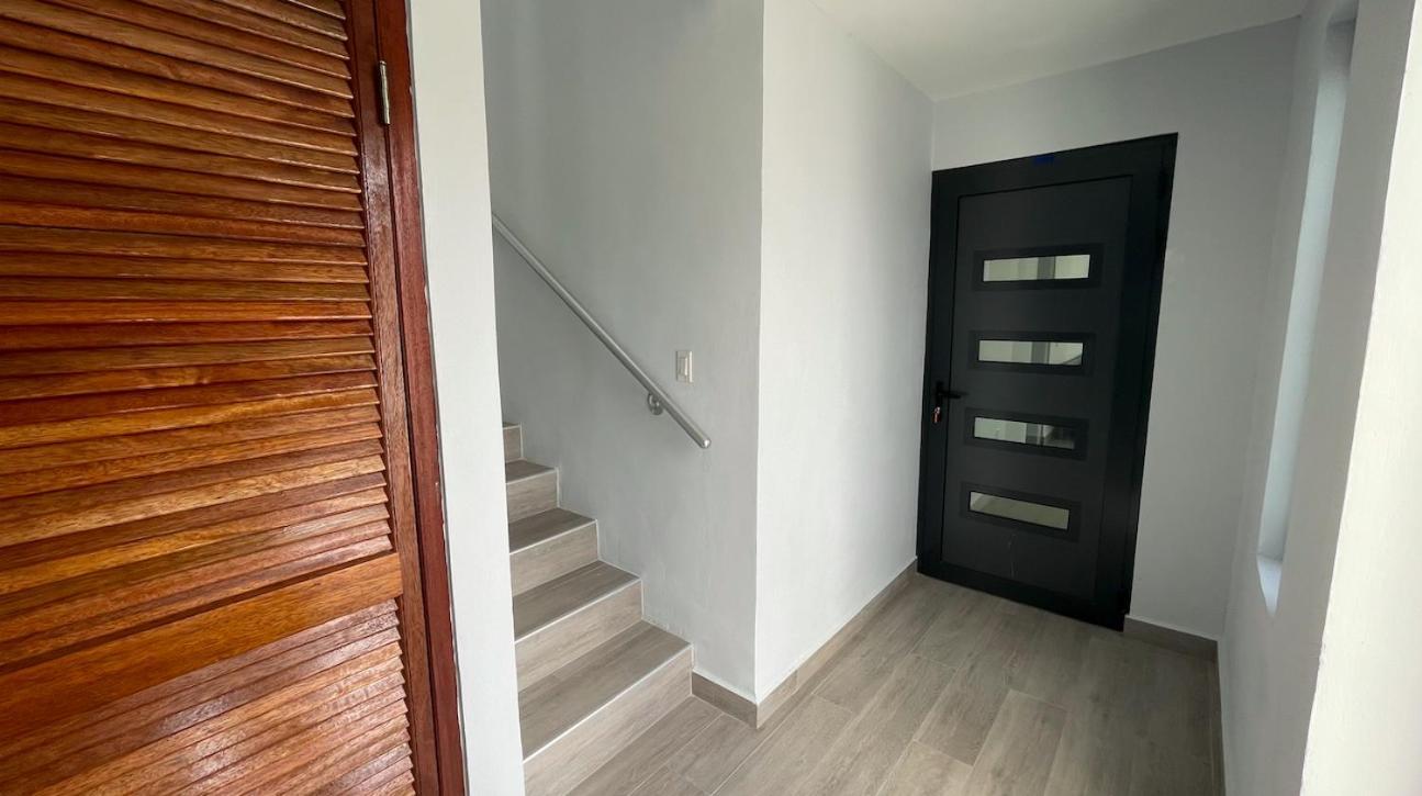 Whitehouse Boulevard, Close To Mambo Beach And City Centre Apartment Willemstad Bagian luar foto