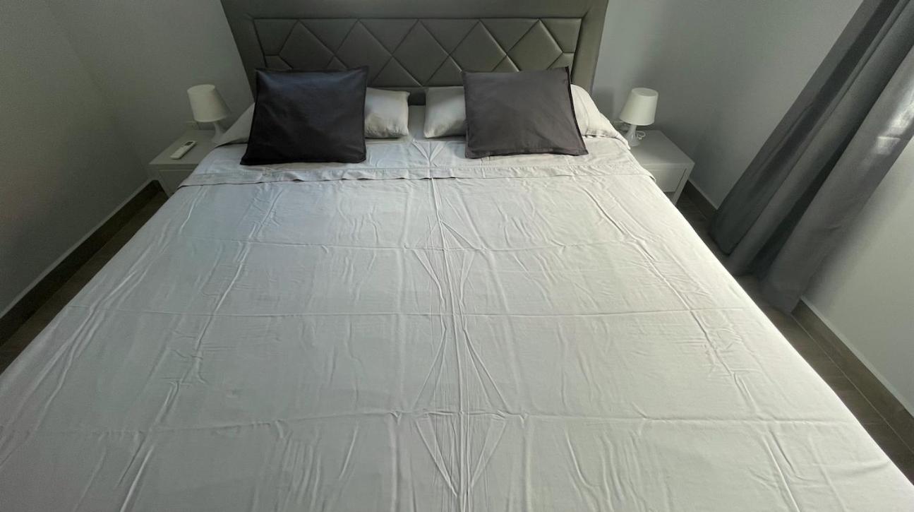 Whitehouse Boulevard, Close To Mambo Beach And City Centre Apartment Willemstad Bagian luar foto